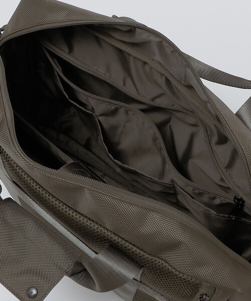 SHIPS(シップス)の「【新色追加】【WEB限定】SHIPS: 3WAY ビズ ワイド ブリーフ バッグ(ビジネスバッグ・メンズ・オリーブ/ブラック/ネイビー/チャコールグレー/ブラウン・ONE SIZE)」の13枚目の写真