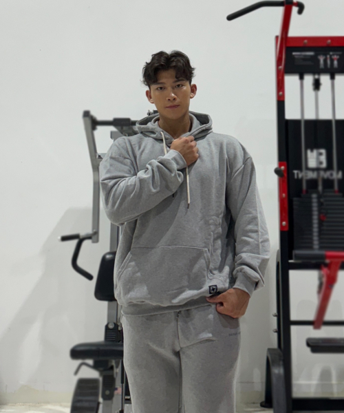 BARBELLWORKS(バーベルワークス)の「オリジナルトレーニングフード(パーカー・メンズ・オートミール/ブラック/グレー・LARGE/X-LARGE)」の4枚目の写真