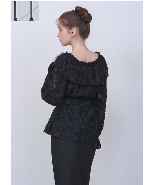 MICANE（ミケーネ）の「ケリーヘアリーストラップブラウス（シャツ/ブラウス・レディース・ブラック/クリーム・MEDIUM/LARGE/X-LARGE/SMALL）」の5枚目の写真