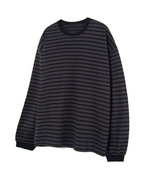 EXCONTAINER(エックスコンテナ)の「ルーズフィットストライプロングスリーブ (ブラック/チャコールグレー)(Tシャツ/カットソー・メンズ・その他・MEDIUM/LARGE/X-LARGE)」の2枚目の写真