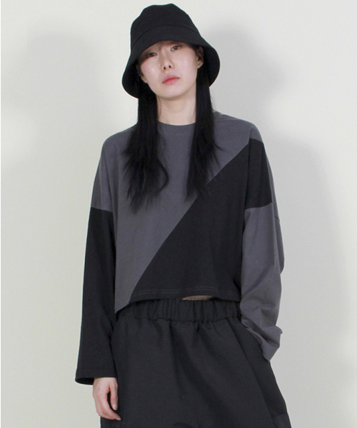 DEMARC(ドゥマーク)の「サイレンクロップ長袖Tシャツチャコール&ブラック(Tシャツ/カットソー・レディース・その他・MEDIUM/LARGE)」の2枚目の写真