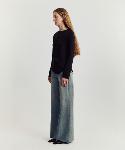 MAYVERU(メイバーユー)の「Batto boat Neck T-shirt _ Black(Tシャツ/カットソー・レディース・その他・FREE)」の10枚目の写真