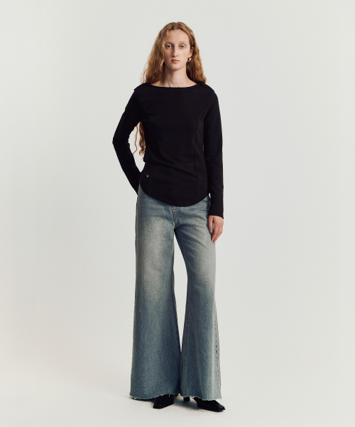 MAYVERU(メイバーユー)の「Batto boat Neck T-shirt _ Black(Tシャツ/カットソー・レディース・その他・FREE)」の9枚目の写真