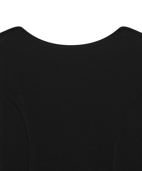 MAYVERU(メイバーユー)の「Batto boat Neck T-shirt _ Black(Tシャツ/カットソー・レディース・その他・FREE)」の4枚目の写真