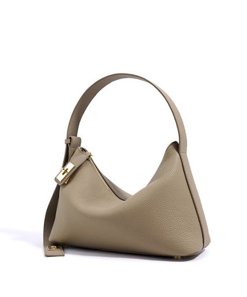 NiiNa（ニーナ）の「【 NiiNa / ニーナ 】高品質牛革ソフトレザーショルダーバッグ（ショルダーバッグ・レディース・パープル/ブラック/ホワイト・FREE）」の13枚目の写真