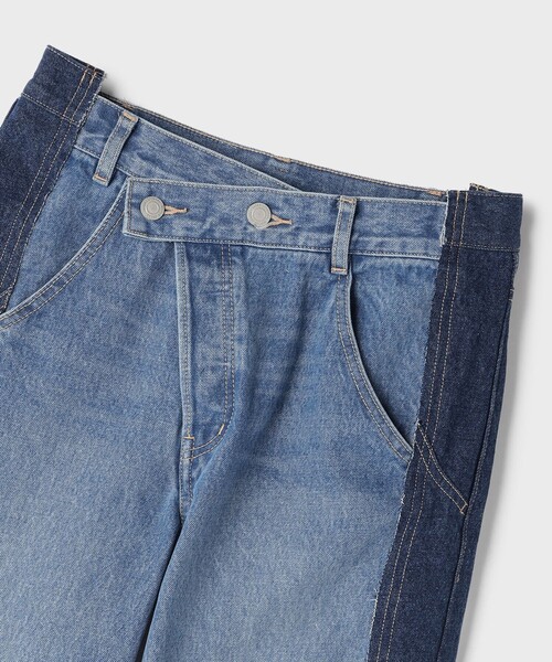 Diagram（ダイアグラム）の「リメイクフレアデニムパンツ（デニムパンツ・レディース・ブルー/ブラック・38/36）」の6枚目の写真