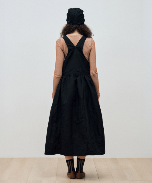 MAIS(マイス)の「SIDE PUFF NYLON OVERALL DRESS / BLACK(ワンピース・レディース・その他・FREE)」の5枚目の写真