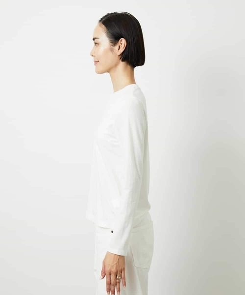 MICHEL KLEIN（ミッシェル・クラン）の「［レイヤードに最適］シアークルーネックPO（Tシャツ/カットソー・レディース・ホワイト・38）」の7枚目の写真