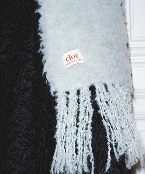 ROCKFISH WEATHERWEAR（ロックフィッシュウェザーウェア）の「OVERSIZE SHAGGY SCARF（マフラー・レディース・ライトイエロー/ピンク/レッド/ミント・FREE）」の6枚目の写真