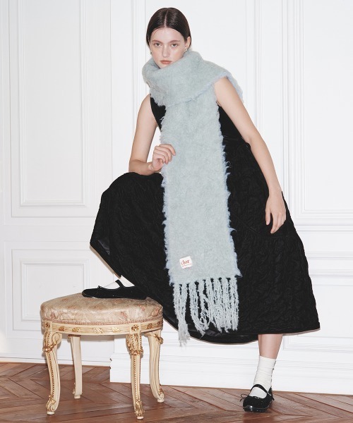 ROCKFISH WEATHERWEAR（ロックフィッシュウェザーウェア）の「OVERSIZE SHAGGY SCARF（マフラー・レディース・ライトイエロー/ピンク/レッド/ミント・FREE）」の9枚目の写真