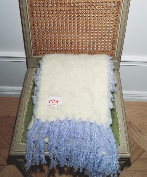 ROCKFISH WEATHERWEAR（ロックフィッシュウェザーウェア）の「OVERSIZE SHAGGY SCARF（マフラー・レディース・ライトイエロー/ピンク/レッド/ミント・FREE）」の22枚目の写真