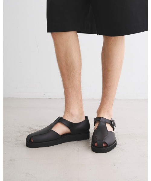 Traditional Weatherwear(トラディショナルウェザーウェア)の「GURKHA SANDALS GTS(その他シューズ・レディース・ブラック・41/40)」の2枚目の写真