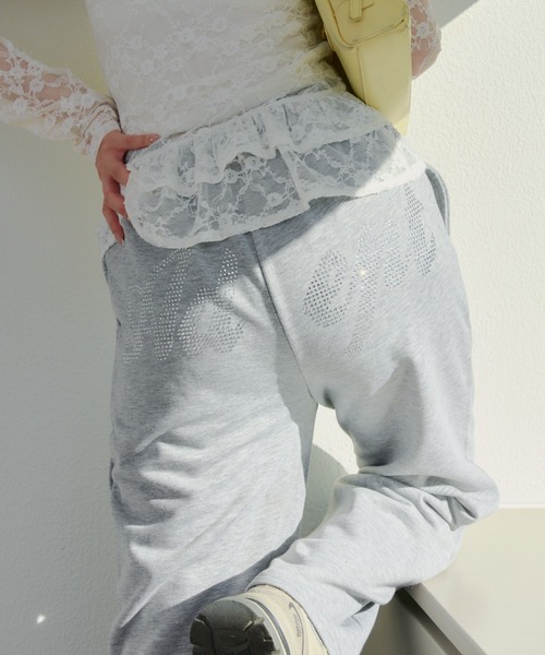 Another Branch olive des olive（アナザーブランチオリーブデオリーブ）の「【SETUP】バックロゴラインストーン付スウェットパンツ（スウェットパンツ・レディース・カモフラージュ/ピンク/グレー/チャコールグレー・FREE）」の3枚目の写真