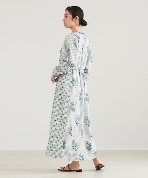 NE QUITTEZ PAS!（ヌキテパ）の「ne Quittez pas / コットンジャカード リリープリント シャーリング ワンピース［手洗い可］（ワンピース・レディース・グリーン/グレー・ONE SIZE）」の22枚目の写真