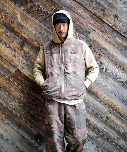RVCA(ルーカ)の「RVCA メンズ RVCA×AZUL REVERSIBLE PARKA パーカー 【2025年秋冬モデル】(パーカー・メンズ・ブラック/ベージュ・FREE)」の15枚目の写真