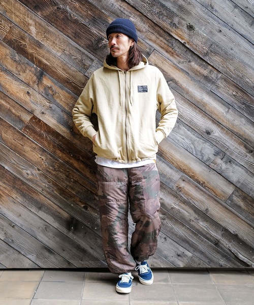 RVCA(ルーカ)の「RVCA メンズ RVCA×AZUL REVERSIBLE PARKA パーカー 【2025年秋冬モデル】(パーカー・メンズ・ブラック/ベージュ・FREE)」の22枚目の写真