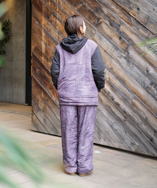 RVCA(ルーカ)の「RVCA メンズ RVCA×AZUL REVERSIBLE PARKA パーカー 【2025年秋冬モデル】(パーカー・メンズ・ブラック/ベージュ・FREE)」の3枚目の写真