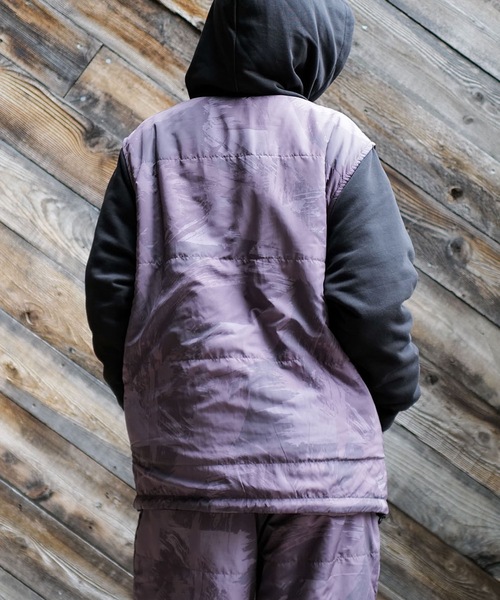 RVCA(ルーカ)の「RVCA メンズ RVCA×AZUL REVERSIBLE PARKA パーカー 【2025年秋冬モデル】(パーカー・メンズ・ブラック/ベージュ・FREE)」の6枚目の写真