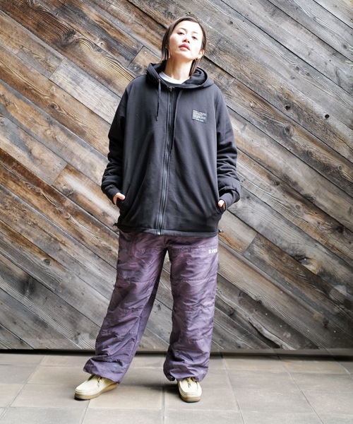 RVCA(ルーカ)の「RVCA メンズ RVCA×AZUL REVERSIBLE PARKA パーカー 【2025年秋冬モデル】(パーカー・メンズ・ブラック/ベージュ・FREE)」の9枚目の写真