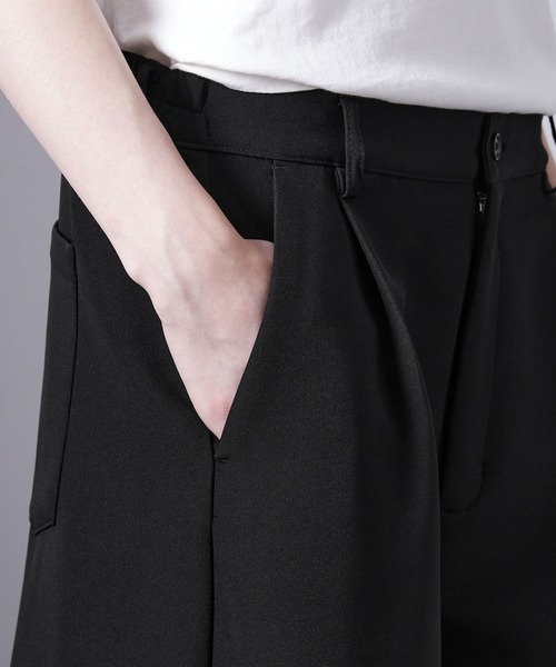 Loose/ルース(ルース)の「3Dタックボリュームパンツ(スラックス・メンズ・カーキ/ブラック・S/L/M)」の20枚目の写真