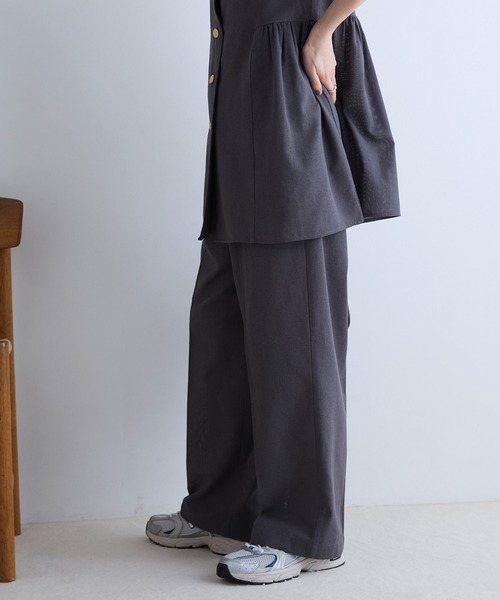 Aunely(オーネリー)の「【Aunely】すぐサラ シアー ライトエア タックワイド スラックス /マシンウォッシャブル <YOSOOIシリーズ>(スラックス・レディース・ブラウン/ベージュ/グレー/アイボリー/ブラック・S/M/L)」の15枚目の写真