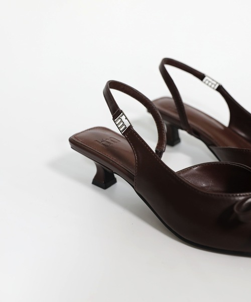 hiamu（ヒアム）の「【4色展開】コルセットリボンポイント サイドロゴスリングバック/2026 SS NEW COLLECTION（パンプス・レディース・ベージュ/ブラウン/ブラック/シルバー・22.5cm/23.0cm/23.5cm/24.0cm/24.5cm/25.0cm）」の18枚目の写真