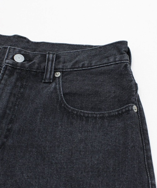 RNA(アールエヌエー)の「R4434 ガーターベルトフレアパンツ(デニムパンツ・レディース・ブルー/ブラック・MEDIUM)」の4枚目の写真