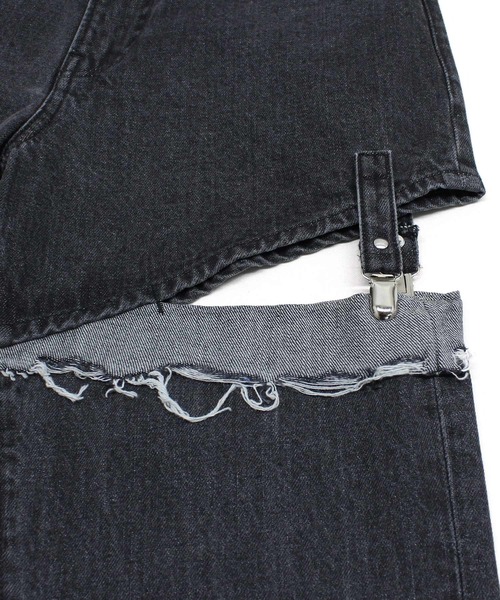 RNA(アールエヌエー)の「R4434 ガーターベルトフレアパンツ(デニムパンツ・レディース・ブルー/ブラック・MEDIUM)」の5枚目の写真