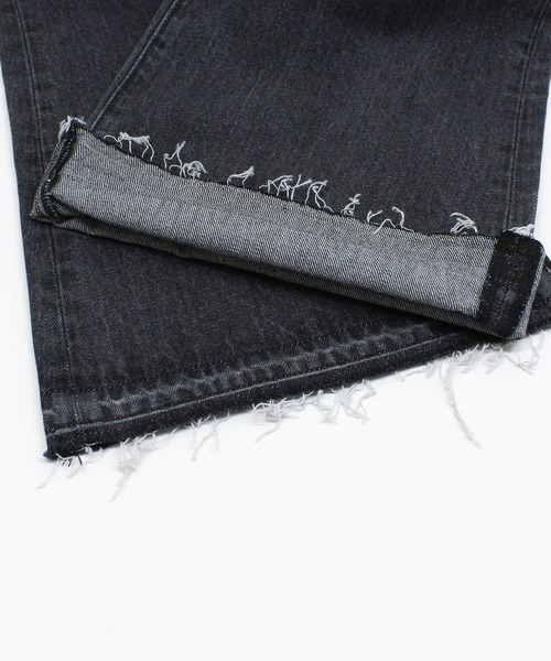 RNA(アールエヌエー)の「R4434 ガーターベルトフレアパンツ(デニムパンツ・レディース・ブルー/ブラック・MEDIUM)」の6枚目の写真