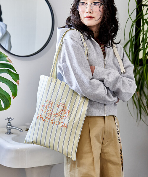 FREAK'S STORE（フリークスストア）の「FRUIT OF THE LOOM × FREAK'S STORE/フルーツオブザルーム 別注 マルチストライプ A4サイズ トートバッグ/ロゴ入りトートバッグ（トートバッグ・レディース・レモンイエロー/ターコイズブルー/サックスブルー/ピンク/ベージュ/オレンジ・ﾌﾘ-）」の7枚目の写真