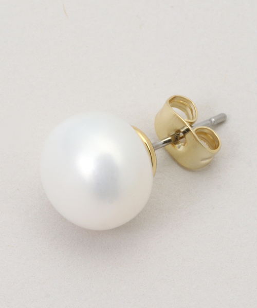 La TOTALITE（ラトータリテ）の「STELLAR HOLLYWOOD/ステラハリウッド アシンメトリーフープピアス（ピアス（両耳用）・レディース・ゴールド・FREE）」の9枚目の写真