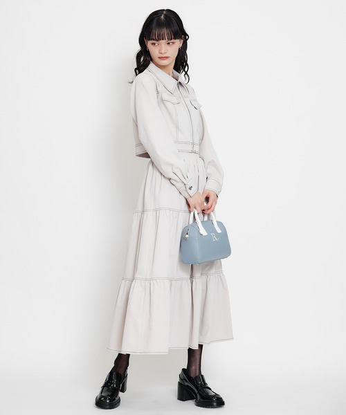REDYAZEL(レディアゼル)の「【セットアップ可能】バイカラーステッチティアードロングスカート(スカート・レディース・ピンク/ネイビー/ベージュ・FREE)」の7枚目の写真