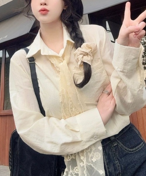 LADY LIKE(レディライク)の「【春夏新作】チュールレースタイ付きソフトシャツ(シャツ/ブラウス・レディース・ライトベージュ/ホワイト・M)」の8枚目の写真