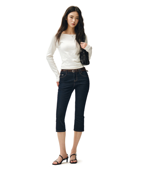 DECET WOMEN(デケット ウーマン)の「Low Rise Capri Jeans DCWPT023CPINDIGO(その他パンツ・レディース・その他・X-SMALL/SMALL/MEDIUM/LARGE)」の2枚目の写真