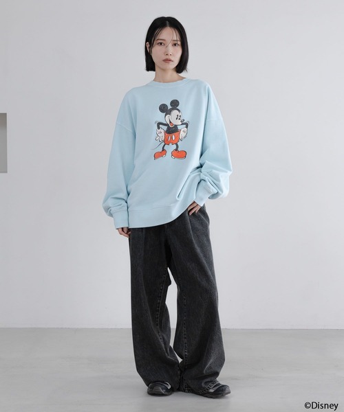 LOWRYS FARM（ローリーズファーム）の「LFM(U)【MICKEY】スウェットクルーネック　 653950（スウェット・メンズ・ホワイト/ブルー/グレー・MEDIUM/LARGE）」の8枚目の写真