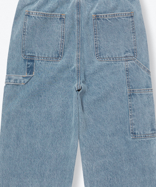 MUSINSA STANDARD KIDS（ムシンサスタンダードキッズ）の「ワイドカーペンターバンディングデニムパンツ[ライトインディゴ]（デニムパンツ・レディース・その他・100/110/120/130/140/150/160）」の6枚目の写真