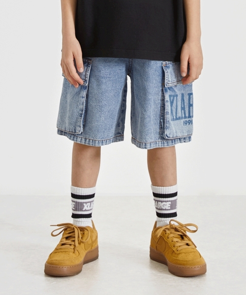 XLARGE KIDS（エクストララージキッズ）の「デニムカーゴハーフパンツ（その他パンツ・キッズ・ブルー/ライトブルー・140cm/130cm/120cm/110cm/100cm/90cm）」の2枚目の写真