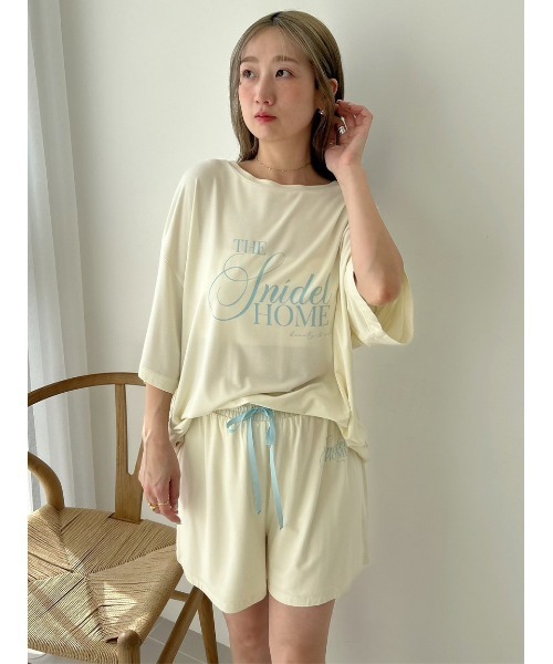 SNIDEL HOME（スナイデルホーム）の「【接触冷感】ロゴTシャツセットアップ（ルームウェア/パジャマ・レディース・サックスブルー/ホワイト/イエロー/ベージュ/ネイビー・F）」の15枚目の写真
