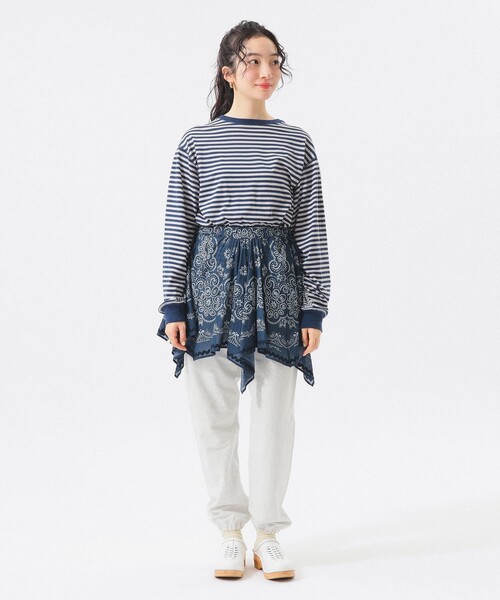 BEAMS BOY(ビームスボーイ)の「バンダナ プリント スカート(スカート・レディース・レッド/ネイビー・ONE SIZE)」の9枚目の写真
