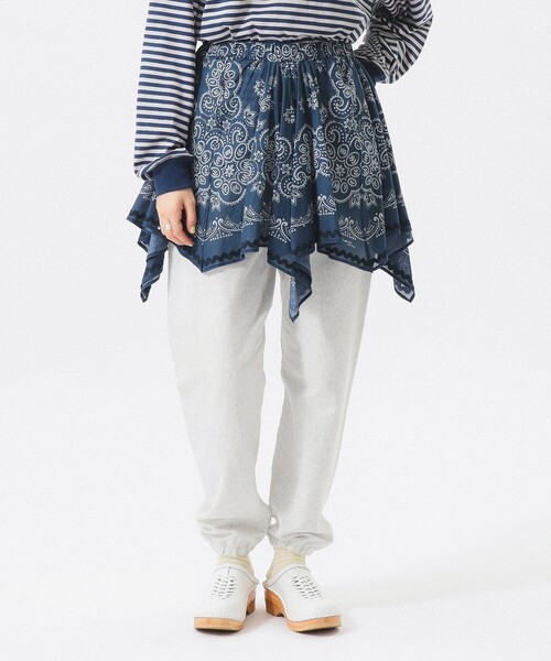 BEAMS BOY(ビームスボーイ)の「バンダナ プリント スカート(スカート・レディース・レッド/ネイビー・ONE SIZE)」の12枚目の写真