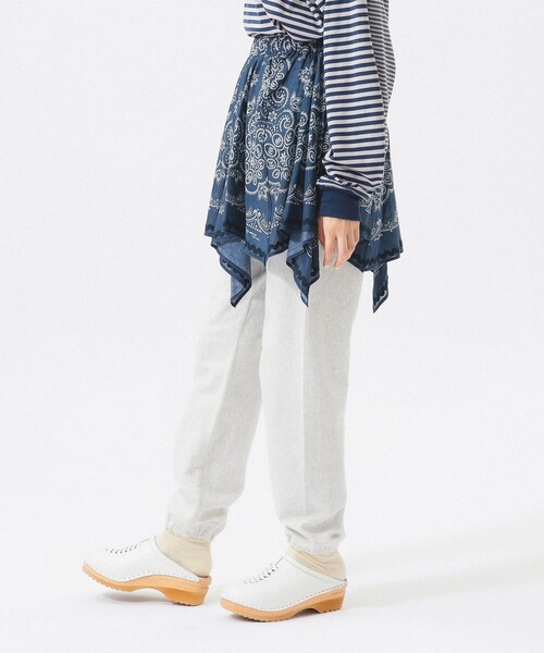 BEAMS BOY(ビームスボーイ)の「バンダナ プリント スカート(スカート・レディース・レッド/ネイビー・ONE SIZE)」の13枚目の写真