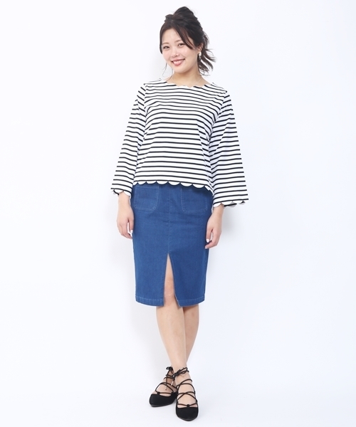 Chico（チコ）の「スカラップボートネック長袖プルオーバー（Tシャツ/カットソー・レディース・アイボリー/ホワイト×ブラック/ホワイト×ネイビー/ベージュ・FREE）」の8枚目の写真