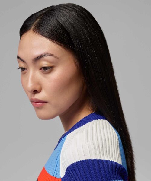 JORDAN BRAND(ジョーダンブランド)の「ジョーダン フライト ウィメンズ ロングスリーブ ストライプ セーター / Jordan Flight Women's Long-Sleeve Striped Sweater II7143-412 University Blue(ニット/セーター・レディース・ブルー・M/L/S)」の3枚目の写真