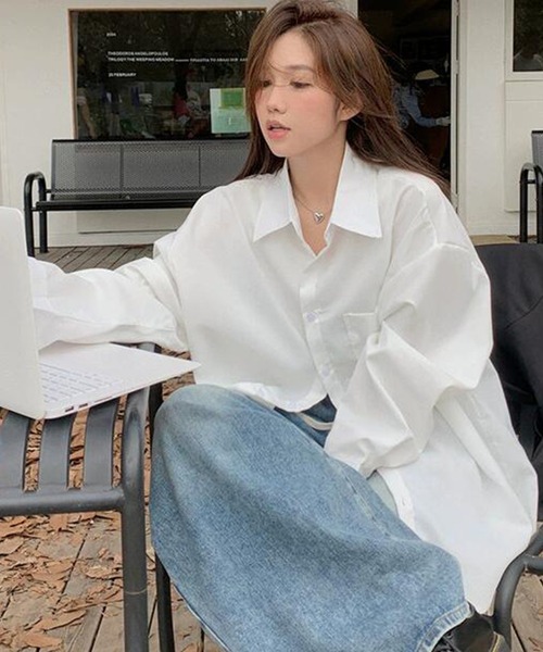 DAY CLOSET(デイ クローゼット)の「【前後アシメヘム】長袖 レギュラーカラー ボックスプリーツ オーバーサイズ シャツ レディース(シャツ/ブラウス・レディース・マスタード/ブルー/グレー/ピンク/ホワイト・FREE)」の8枚目の写真