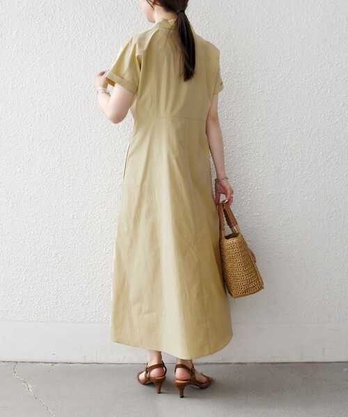 SHIPS any(シップス エニィ)の「SHIPS any:〈洗濯機可能〉フラットカラー Vネック フレア ワンピース 2(シャツワンピース・レディース・ブラウン系/イエロー/ネイビー・ONE SIZE)」の11枚目の写真