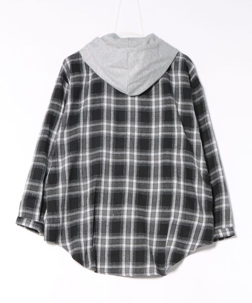Alvia(アルビア)の「フード付きゆったりチェック柄シャツ(シャツ/ブラウス・レディース・ブラック/ネイビー・M)」の19枚目の写真