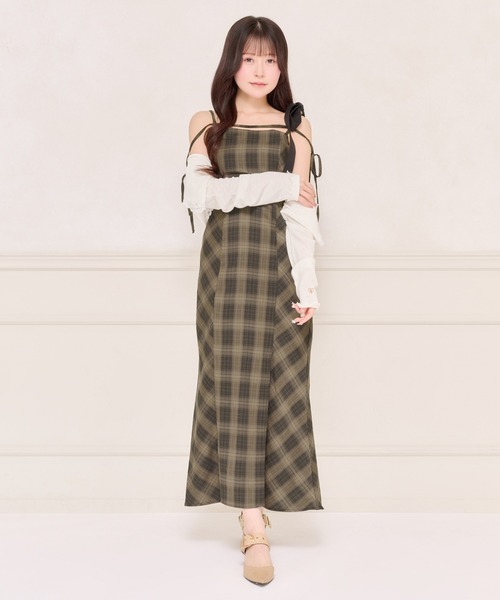 apres jour(アプレジュール)の「【UVカット】チャーム付きフリルシアーカーディガン(カーディガン/ボレロ・レディース・オフホワイト/ピンク/ブラック・X-LARGE/フリー)」の6枚目の写真