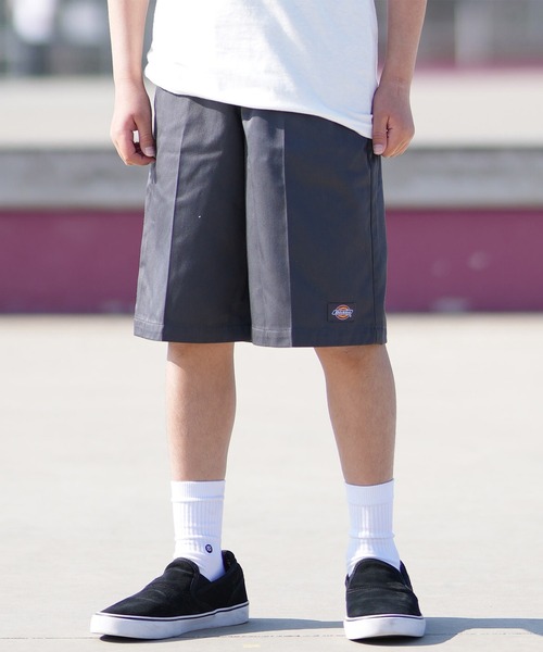 Dickies(ディッキーズ)の「Dickies/ディッキーズ キッズ ショーツ ワンポイント ロゴ DY0004(その他パンツ・キッズ・ブラック/ベージュ/チャコール・130cm/140cm/150cm/160cm)」の6枚目の写真