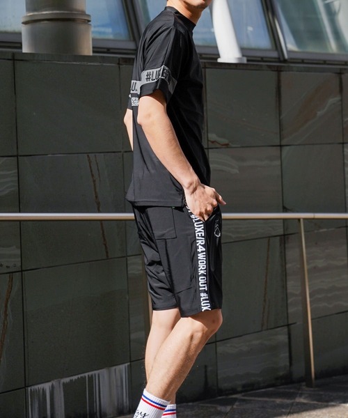 LUXE/R GOLF（ラグジュ ゴルフ）の「(RM)【LUXE/R GOLF】ストレッチ スムース ロゴ パンツ ハーフパンツ（その他パンツ・メンズ・ネイビー/ホワイト/チャコールグレー/ブラック・X-LARGE/LARGE/MEDIUM）」の2枚目の写真