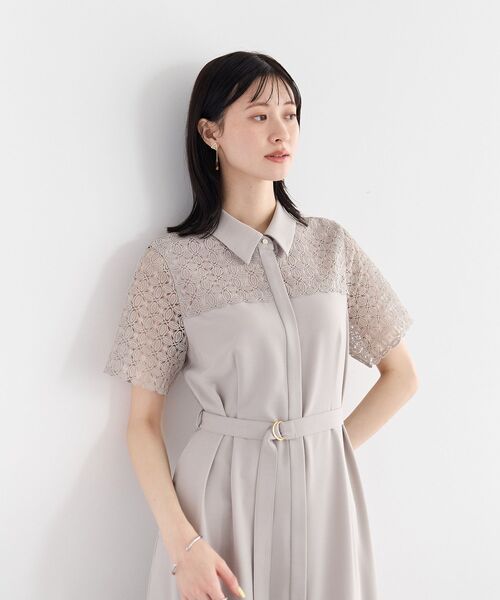YECCA VECCA（イェッカヴェッカ）の「レース切替ワンピース（ワンピース・レディース・ネイビー/グレイッシュベージュ/ライトブルー・FREE）」の7枚目の写真